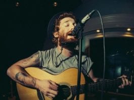 Diamond Carter – Looks Ain’t Going To Pay My Rent Diamond-Carter