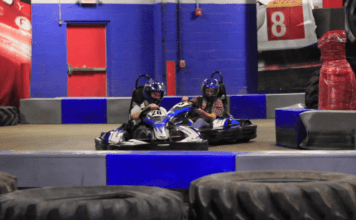 JD-McPherson-vs-Lightning-100