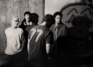 Colony House Ban Image