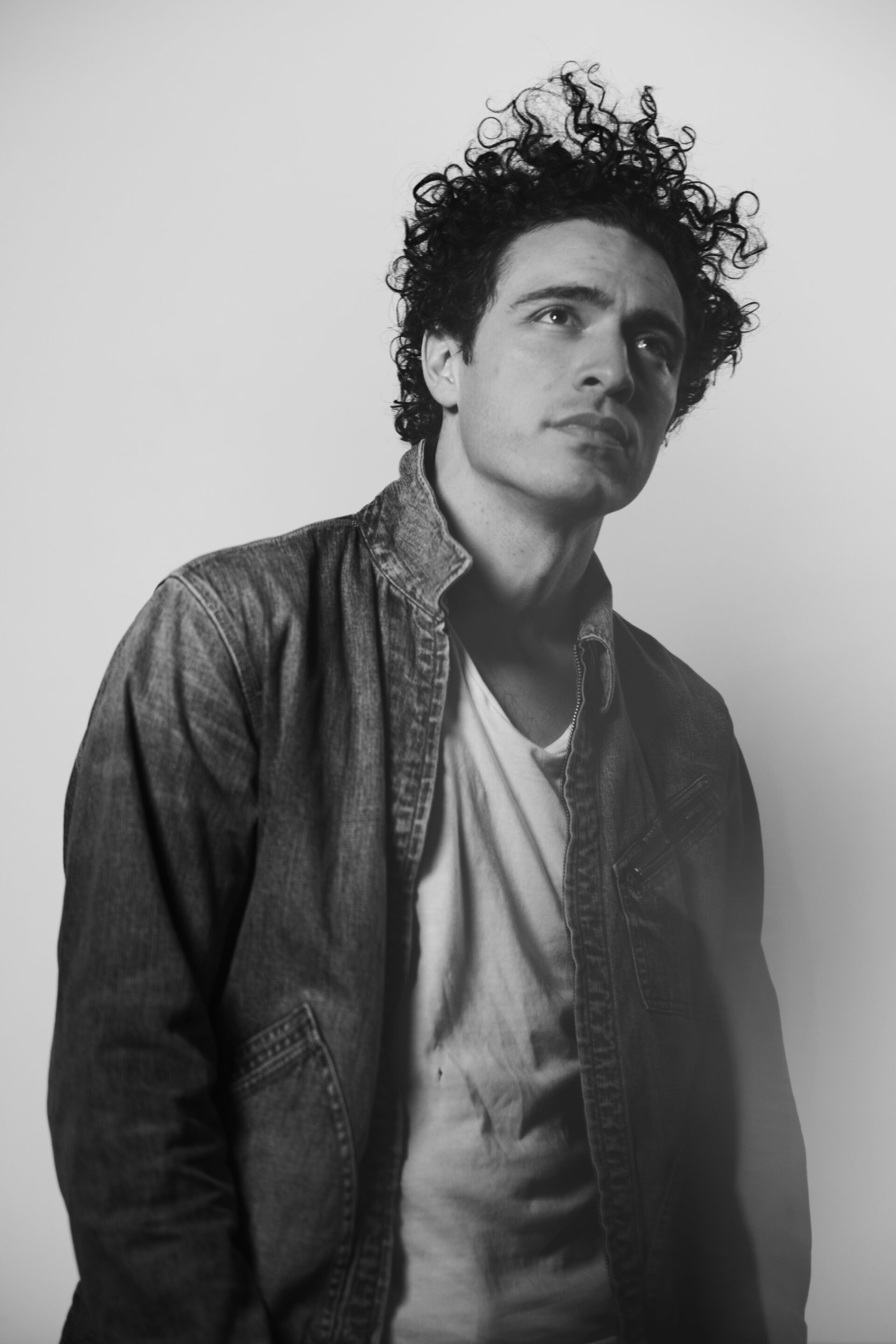 Marc Scibilia Marc Scibilia – "Smile": Local Artist of the Week – Lightning 100