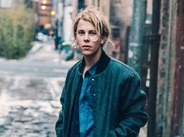 Tom Odell debuts Another Love