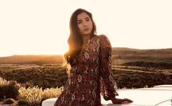 Jade Jackson – Bottle It Up