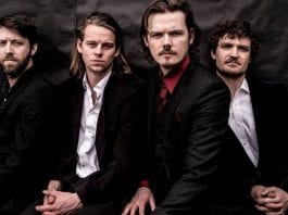 Half Moon Run – Favourite Boy