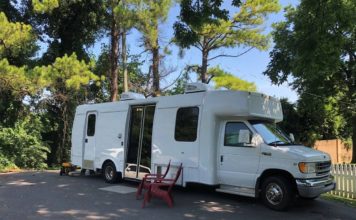 Giving Smiles: Community Corner