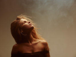 Lydia Luce - Press Photo