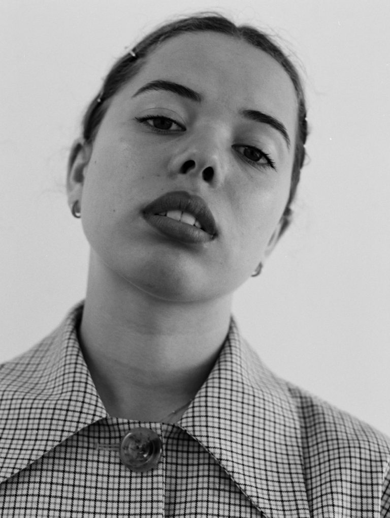 Nilüfer Yanya – Crash Lyrics