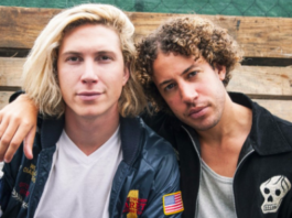 Lewis Del Mar Press Photo