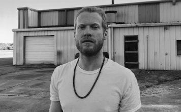 Charlie Abbott – Ugly Little Sunflower