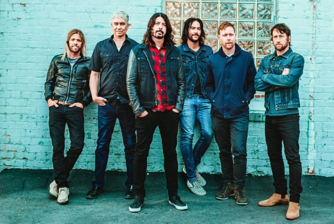 Foo Fighters "Making A Fire" DJ Pick of the Week Lightning 100